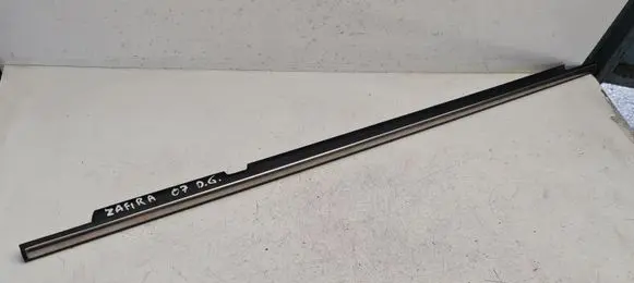Opel Zafira B Rubber seal rear door window/glass 013132104