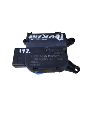 Volkswagen Touran I Air flap motor/actuator 1K1907511E 0132801343