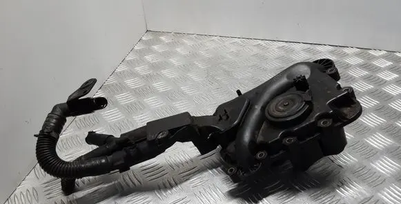 Audi A6 S6 C6 4F Breather valve 06E103547