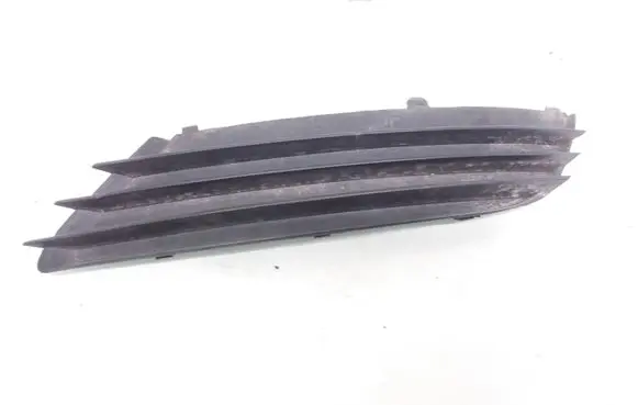 Opel Astra H Front bumper lower grill
