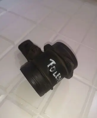 Seat Toledo II (1M) Mass air flow meter 0281002531 038906461B