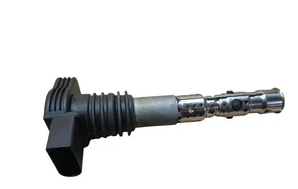 Volkswagen PASSAT B5.5 High voltage ignition coil 06B905115N