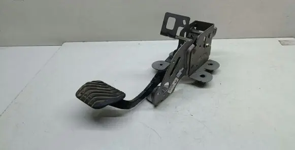Renault Espace V (RFC) Brake pedal 465011585R
