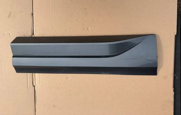 Audi Q3 8U Rear door trim (molding) 8U0853970 8U0853970D 8U0853970E