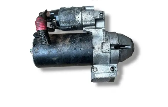 BMW 5 F10 F11 Starter motor 0001139002 LRS02532