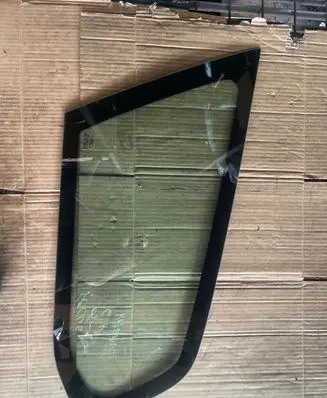 Ford Focus Rear side window