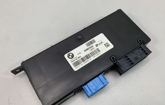 BMW 5 F10 F11 Gateway control module 9380322