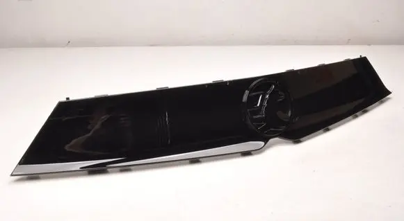 Opel Mokka B Front grill 9835272480