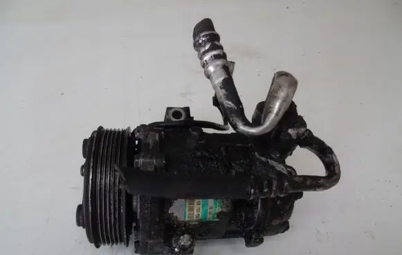 Opel Combo C Air conditioning (A/C) compressor (pump) 13106850