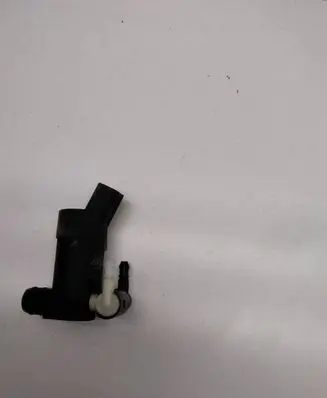 Volvo XC90 Windscreen/windshield washer pump 1S7117K624FE T655C