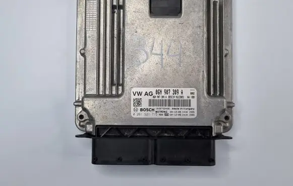 Audi A4 S4 B9 8W Engine control unit/module 06N907309A