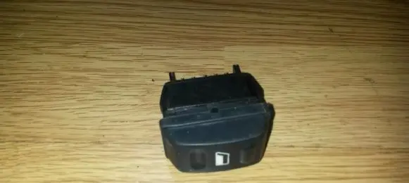 Citroen Xsara Picasso Electric window control switch