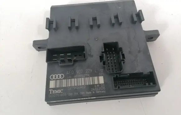 Audi A8 S8 D3 4E Comfort/convenience module 4E0907279L