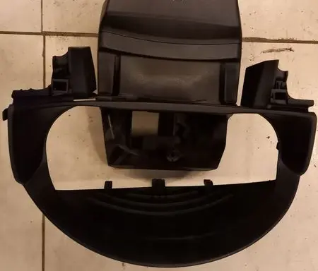 Mazda 3 I Steering wheel column trim