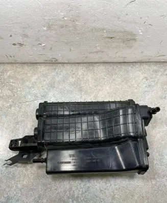 Volkswagen Golf VIII Active carbon filter fuel vapour canister 5WA201801 500196D