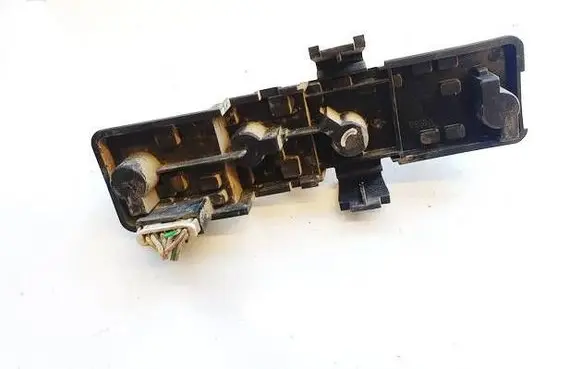 Citroen Xsara Picasso Tail light bulb cover holder 