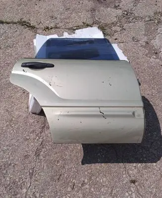 Subaru Forester SG Rear door