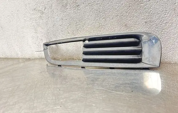Opel Insignia A Front bumper lower grill 13238370 551004542