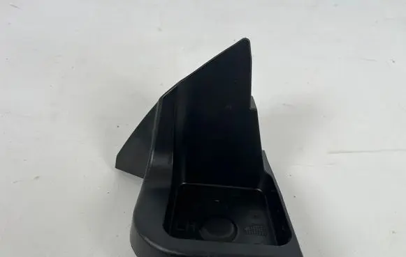 Renault Megane IV Rear bumper mounting bracket 850450815R
