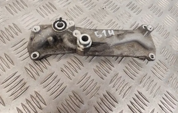 Audi Q7 4M other engine part 059131680F