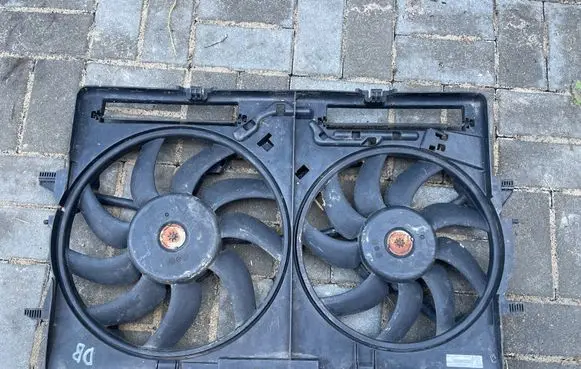 Audi Q5 SQ5 Fan set FS2004 M136317 8K0121003P