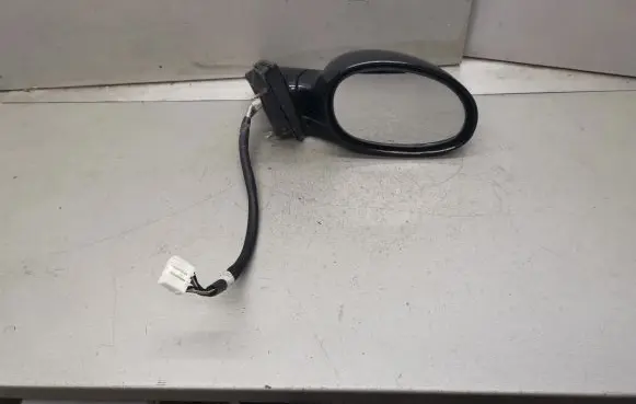 Chrysler 300M Front door electric wing mirror