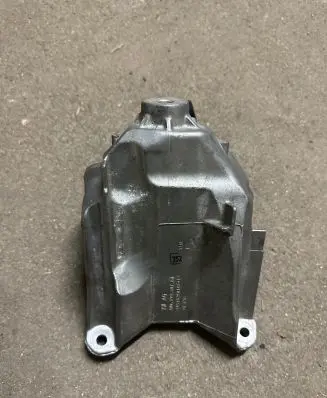 Audi A4 S4 B9 Engine mounting bracket 4M0199307BM AJS112CC1