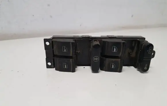 Volkswagen PASSAT B5.5 Electric window control switch 1J4959857 03755000