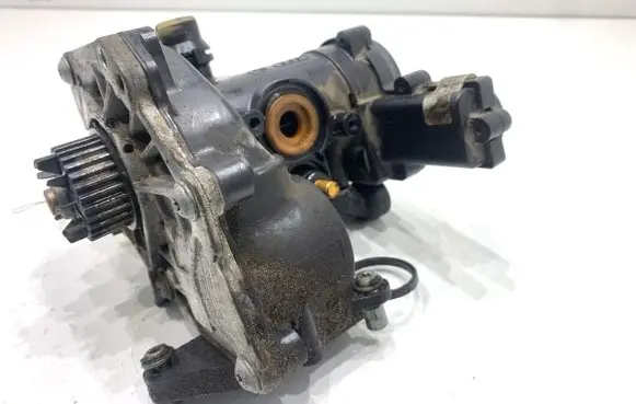 Audi A3 S3 8V Water pump 06L121111H