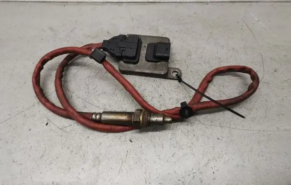 BMW 5 F10 F11 Lambda probe sensor 851166601 8511666 5WK96699