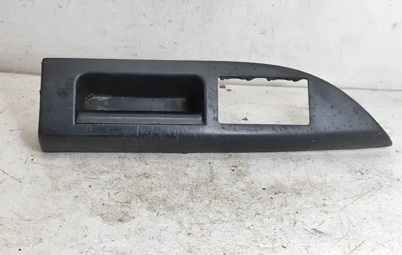 Ford Mondeo Mk III Front door window switch trim 1S7X14A563AC