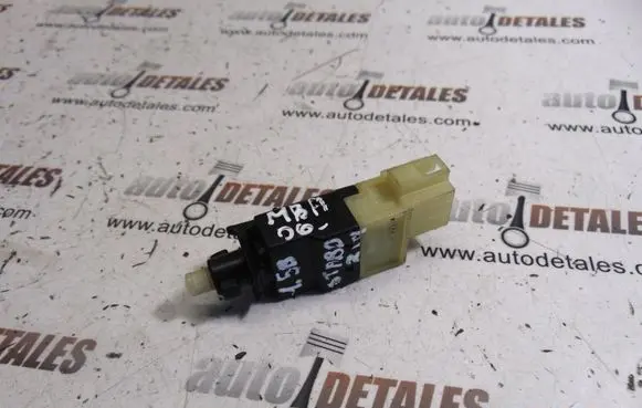 Mercedes-Benz A W169 Brake pedal sensor switch A0015454409