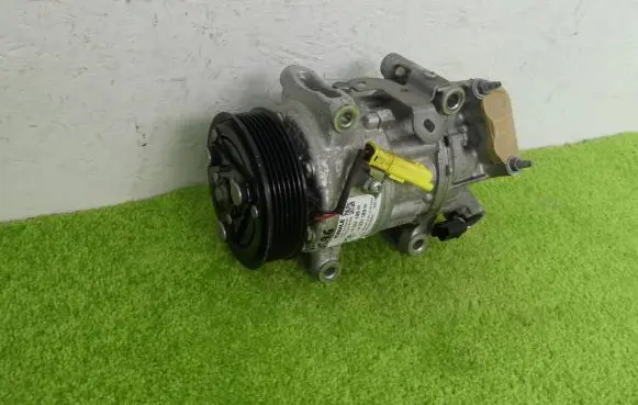 Peugeot 308 Engine control unit/module 9833718880 9833718980