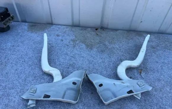Audi A5 8T 8F Engine bonnet/hood hinges S02469