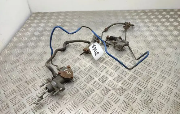 Master brake cylinder