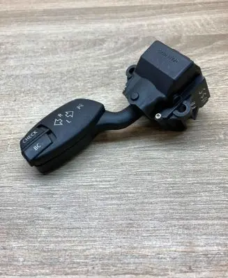 BMW 5 E60 E61 Indicator stalk 6924103 01106720
