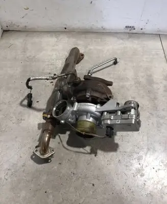 Mercedes-Benz GLA W156 X156 Turbo A6510900586