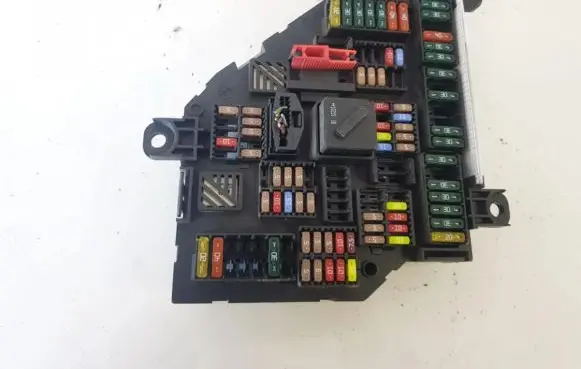 BMW 5 GT F07 Fuse box set 016704991E 0-1670499-1E
