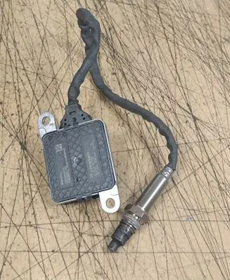 Mercedes-Benz A W177 Lambda probe sensor A0009058011