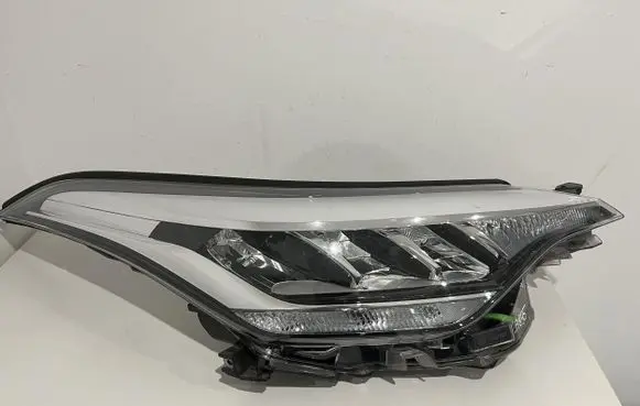 Toyota C-HR I Headlight/headlamp 81110-F4180