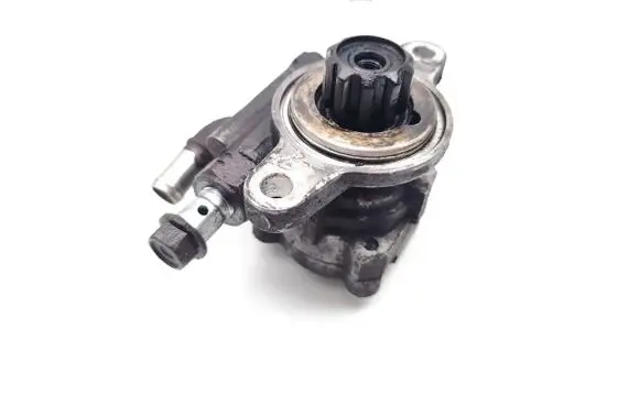 Toyota Land Cruiser (J120) Power steering pump GA403