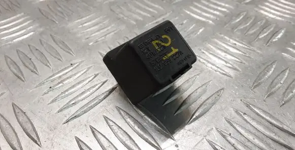 Seat Ibiza II (6k) Other relay 1L0953227A