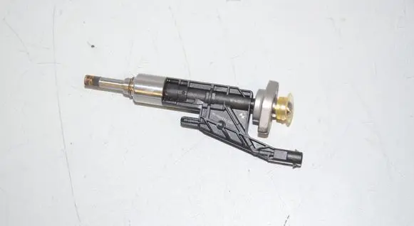 Fuel injector