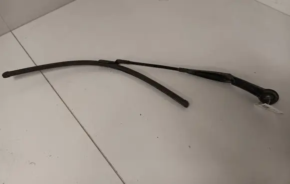 Ford Focus Windshield/front glass wiper blade 