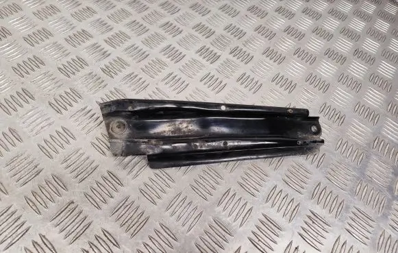 Radiator support slam panel bracket