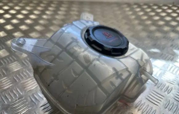 Cupra Formentor Coolant expansion tank/reservoir 5wA121407