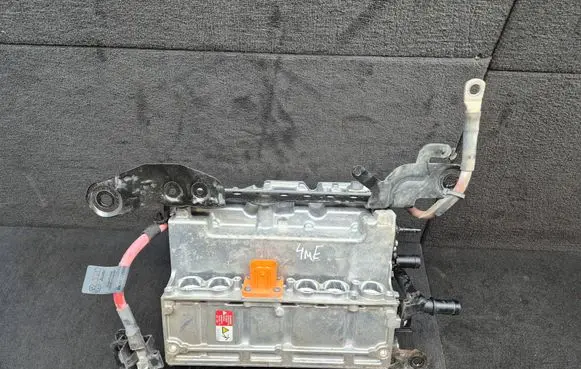 Audi Q7 4M Electric engine pre-heating system (optional) 4M1907080B 4M1907080C