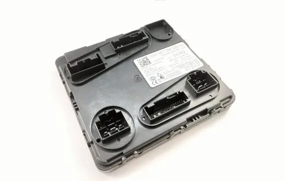 Audi A4 S4 B9 Central body control module 8W0907064DB
