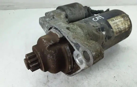 Volkswagen Golf VI Starter motor 02Z911023N 26042012 0001123028