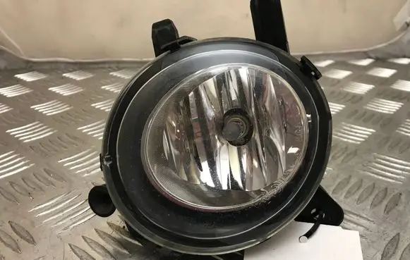 BMW 1 F20 F21 Front fog light 7248912